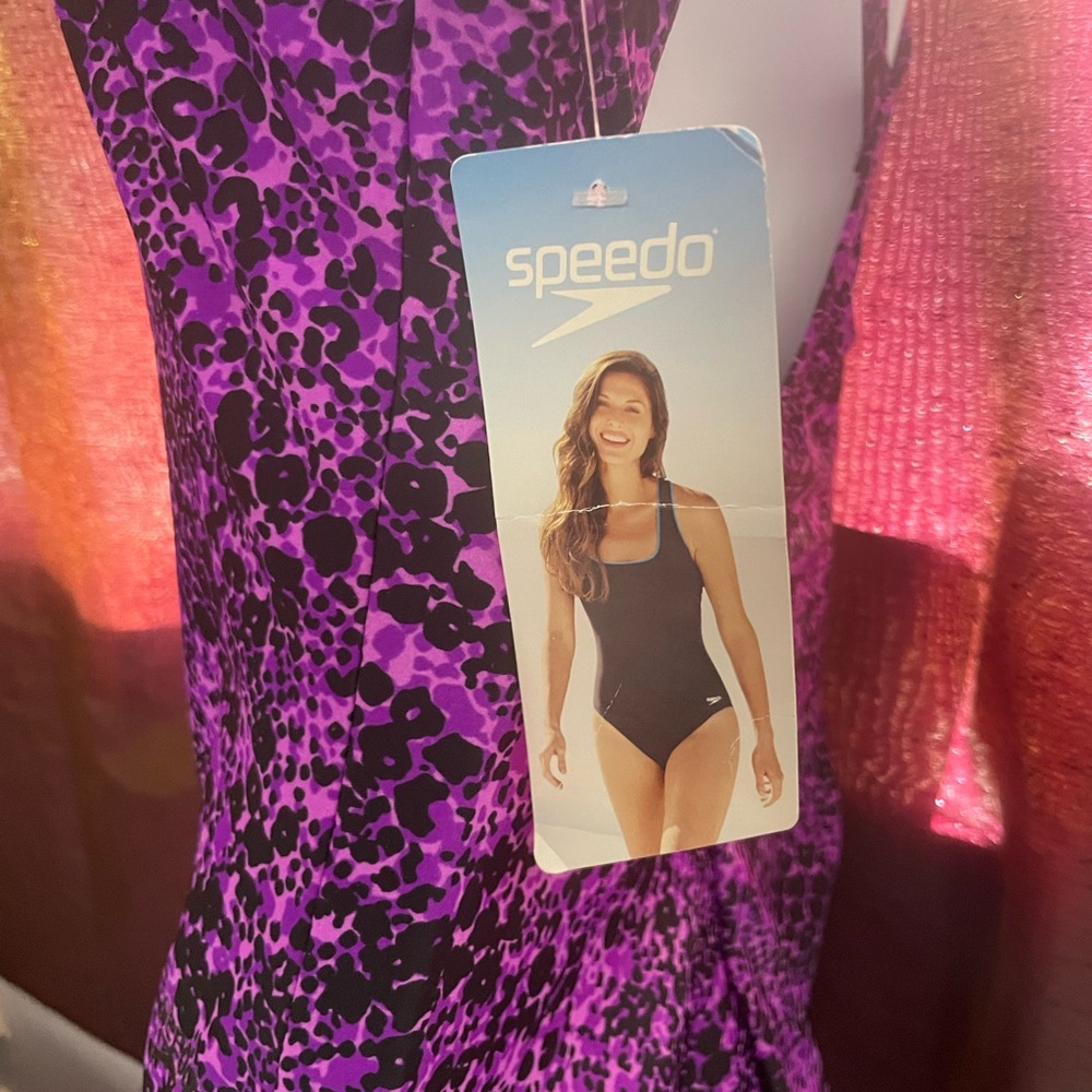 Speedo swimming suit - Picture 3 of 6